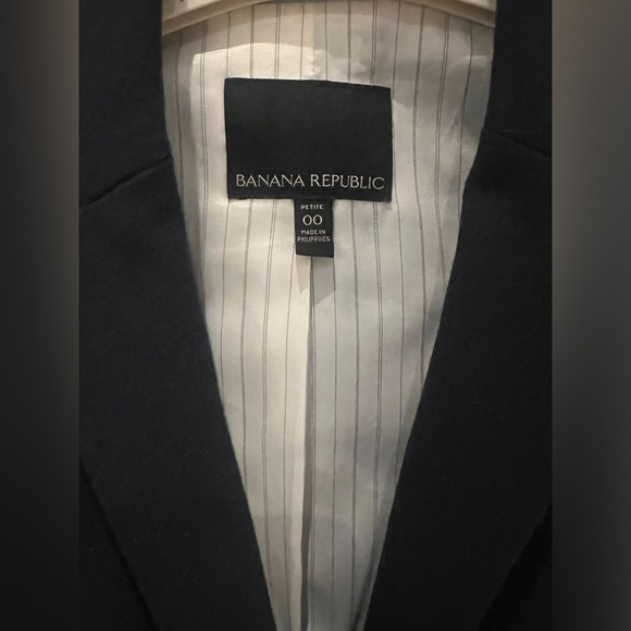Banana Republic Navy Petite Wool Blazer Size 00 - Picture 13 of 13